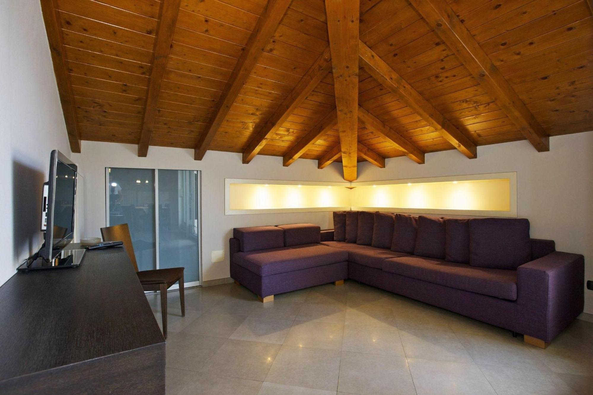 Appartamenti Lungolago ヴェルバーニア 部屋 写真