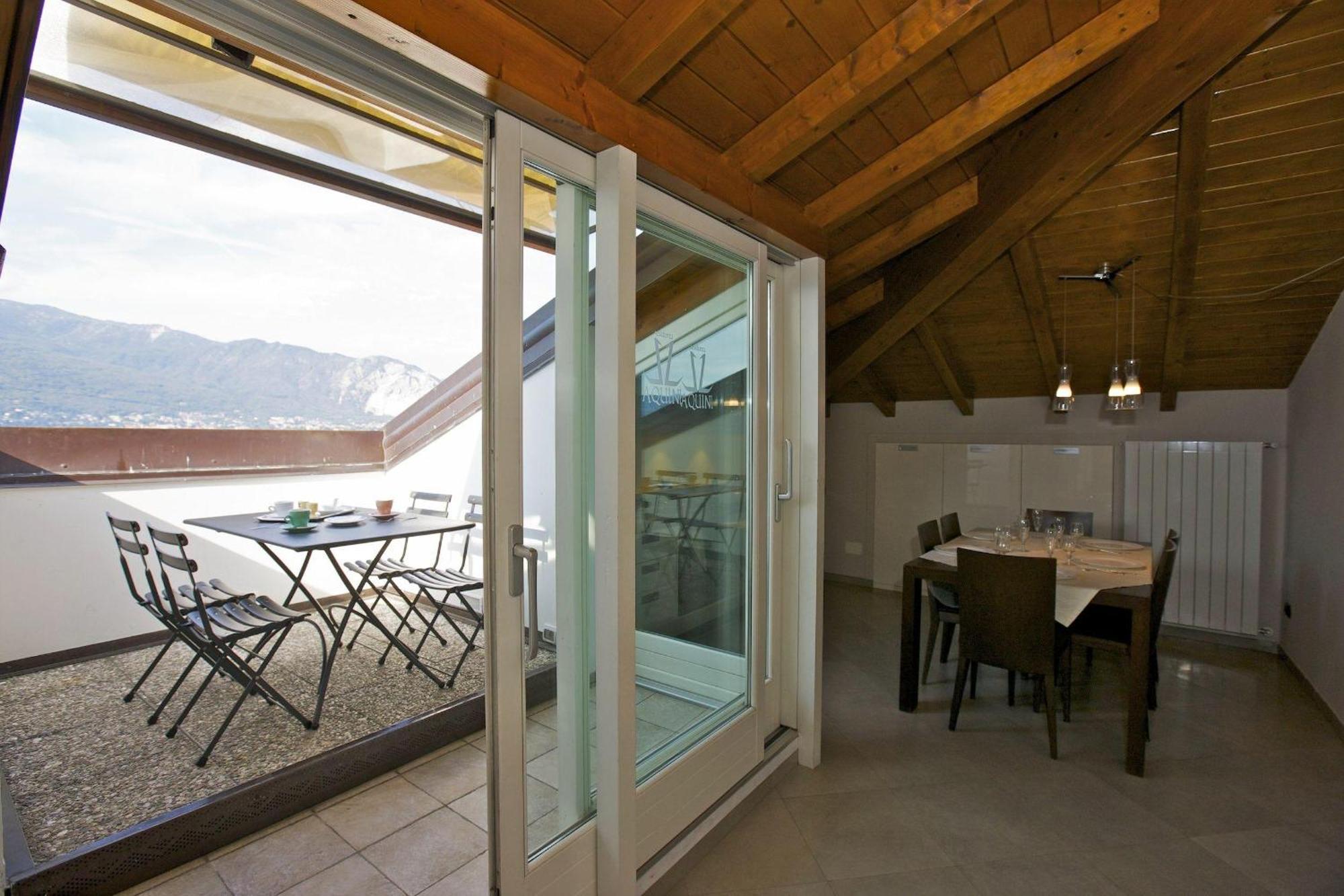 Appartamenti Lungolago ヴェルバーニア 部屋 写真