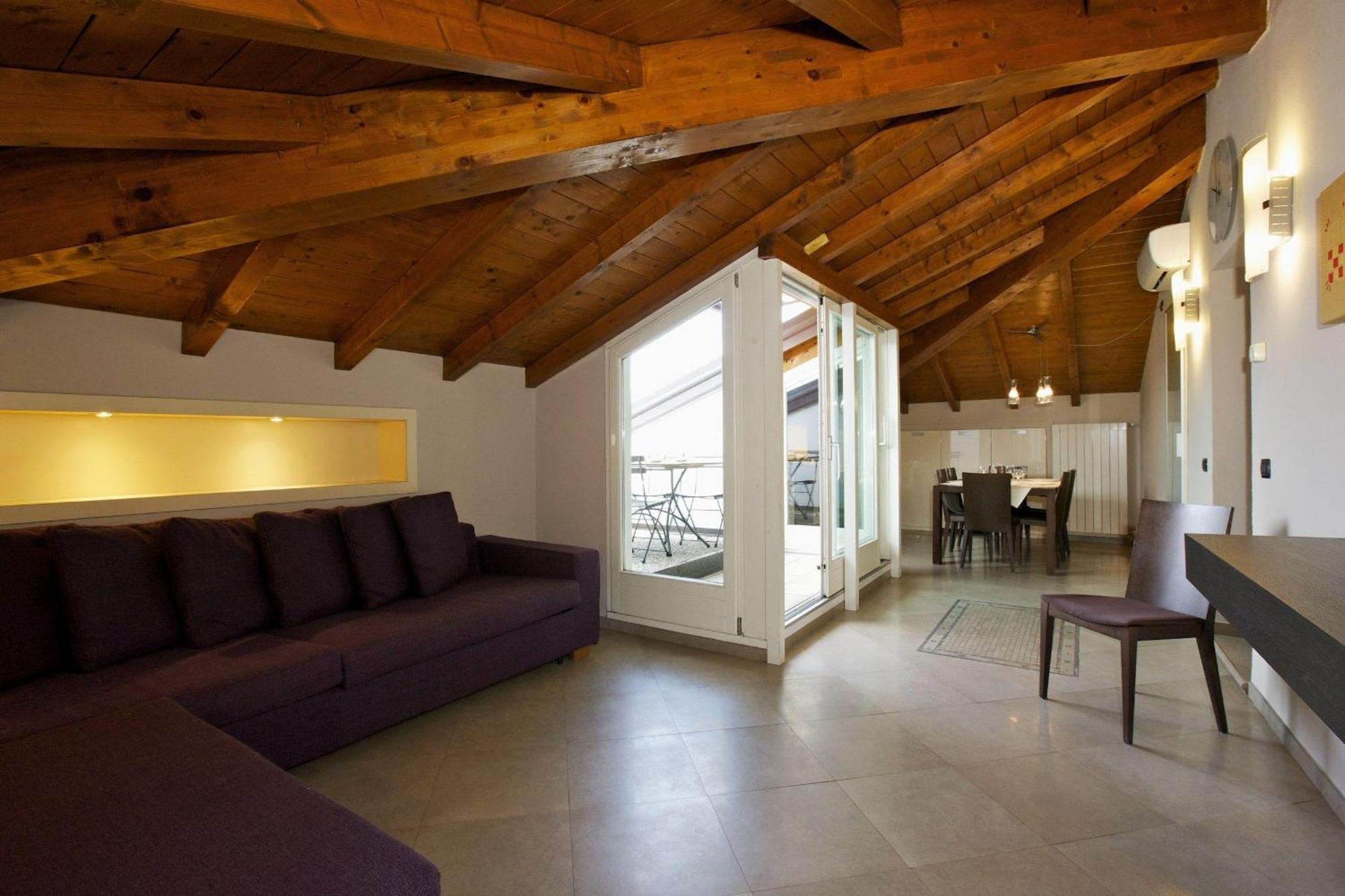 Appartamenti Lungolago ヴェルバーニア 部屋 写真